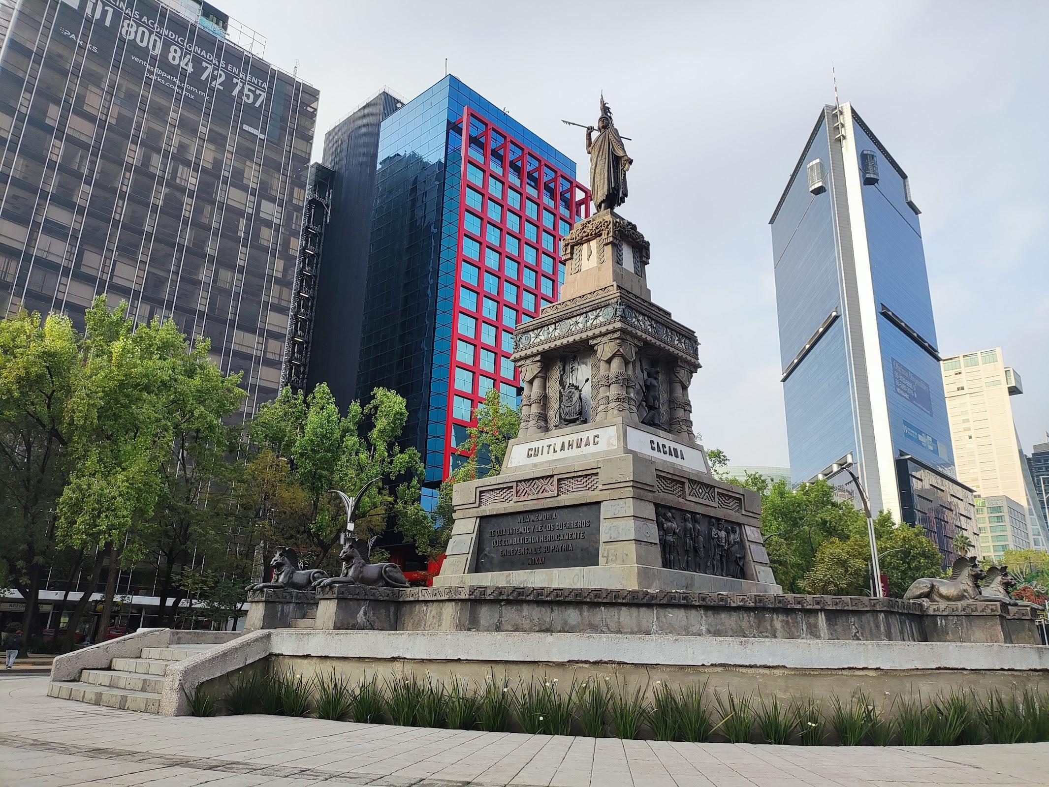 Monumento a Cuitláhuac galería 2