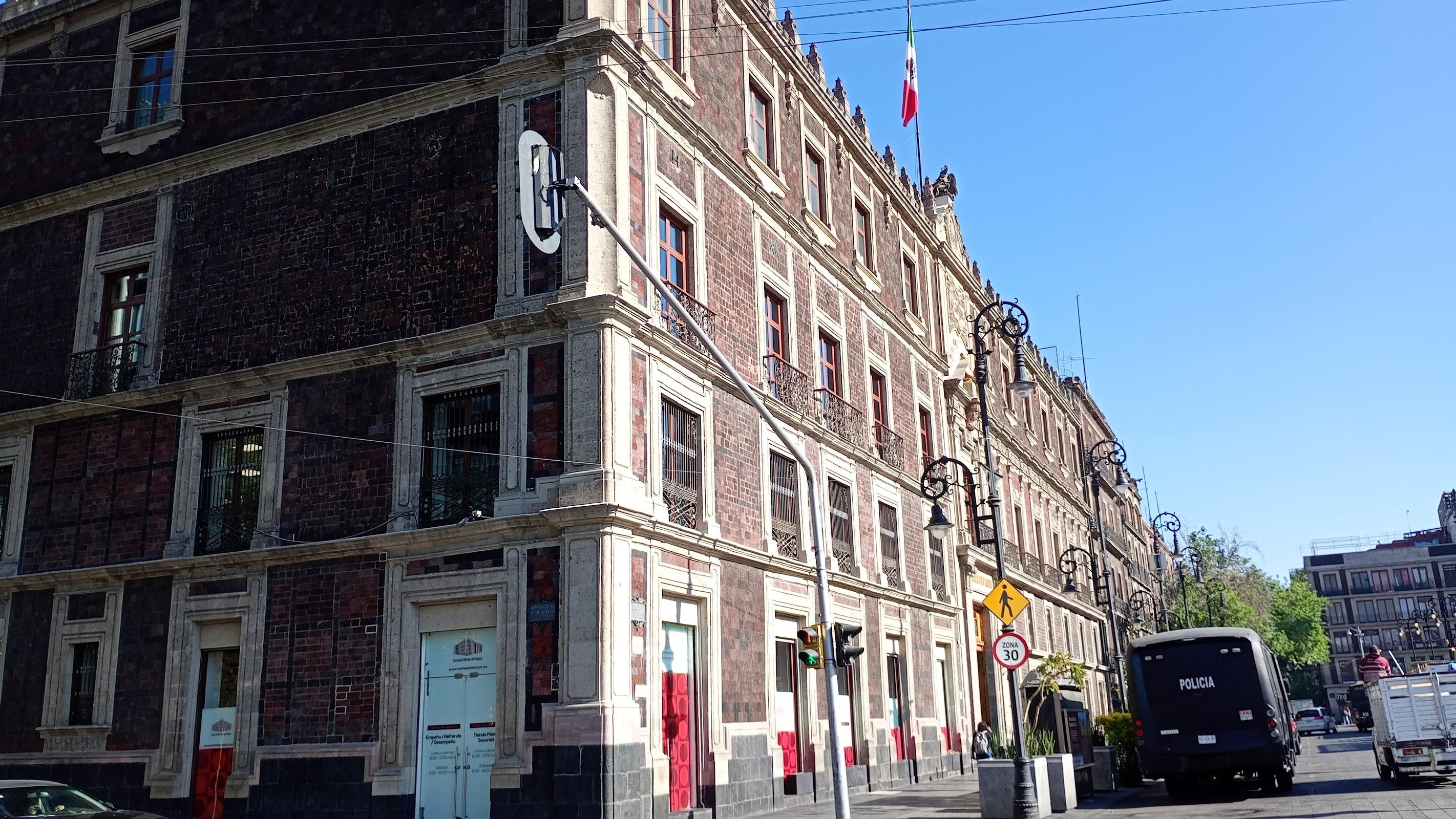 Nacional Monte de Piedad Casa Matriz en Ciudad de México