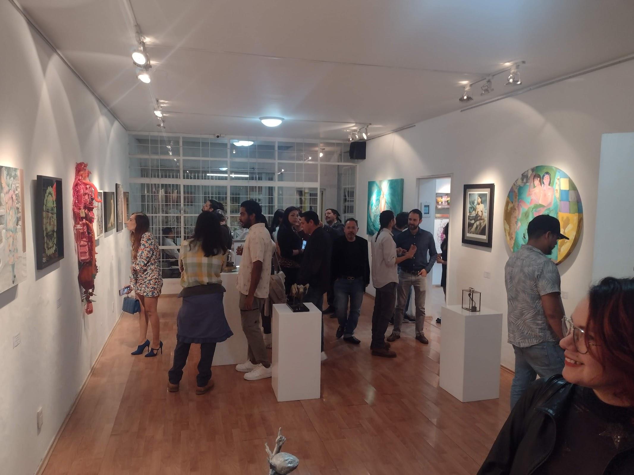 Galería Adriana Valdés galería 2