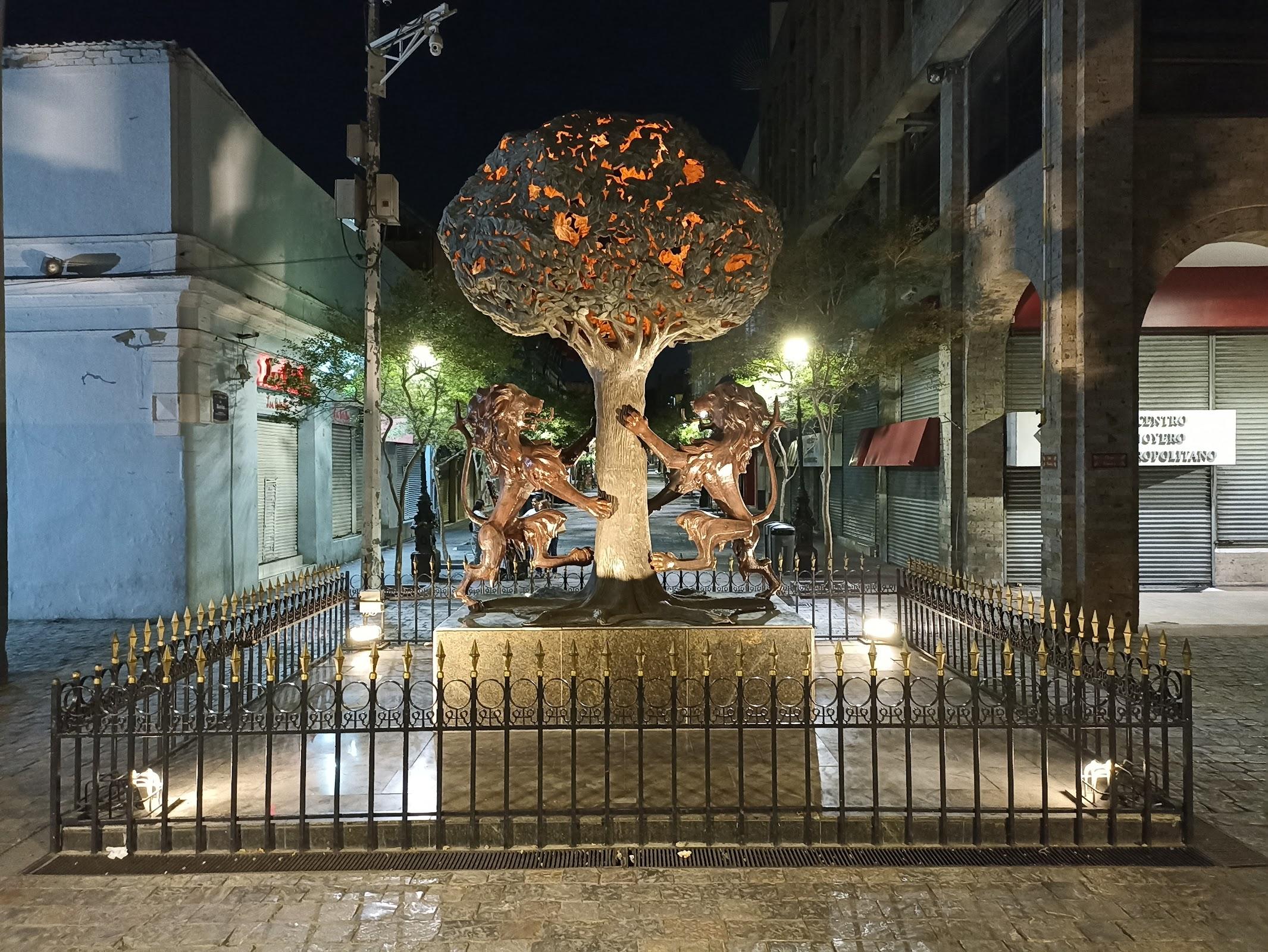 Escudo de Armas de la Ciudad de Guadalajara (Emblema de Guadalajara) galería 4