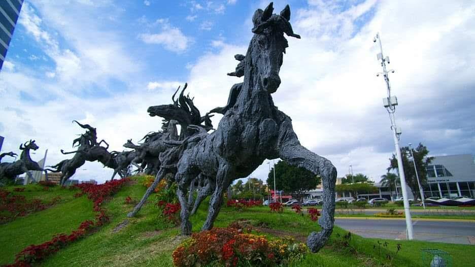 Glorieta de la Estampida galería 6