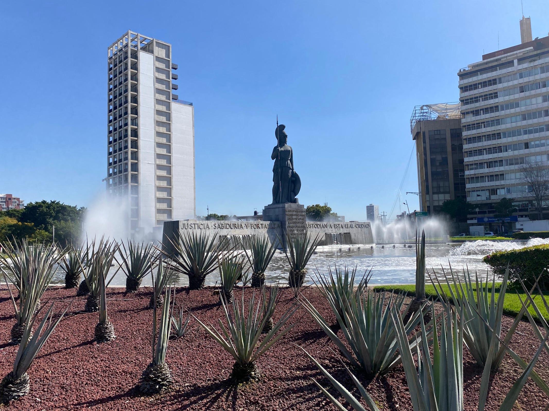 Glorieta de La Minerva galería 7