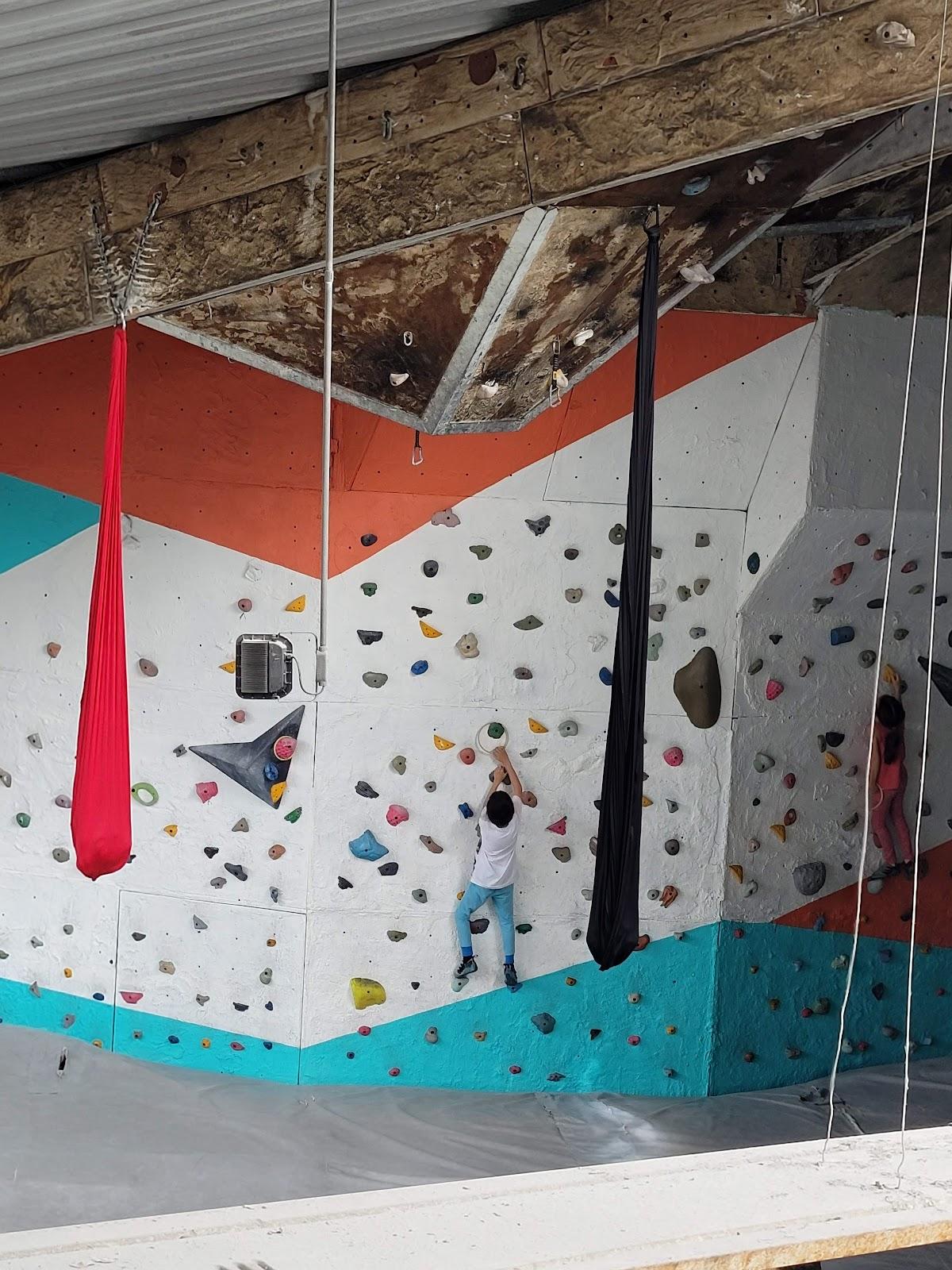 Ameyalli | Escalada - Trabajo en Alturas - Arborismo galería 4