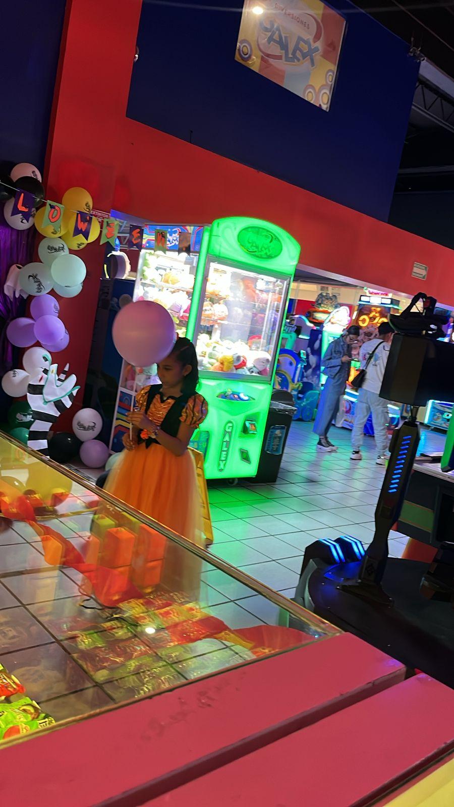 Galex Game Center Plaza Independencia galería 9