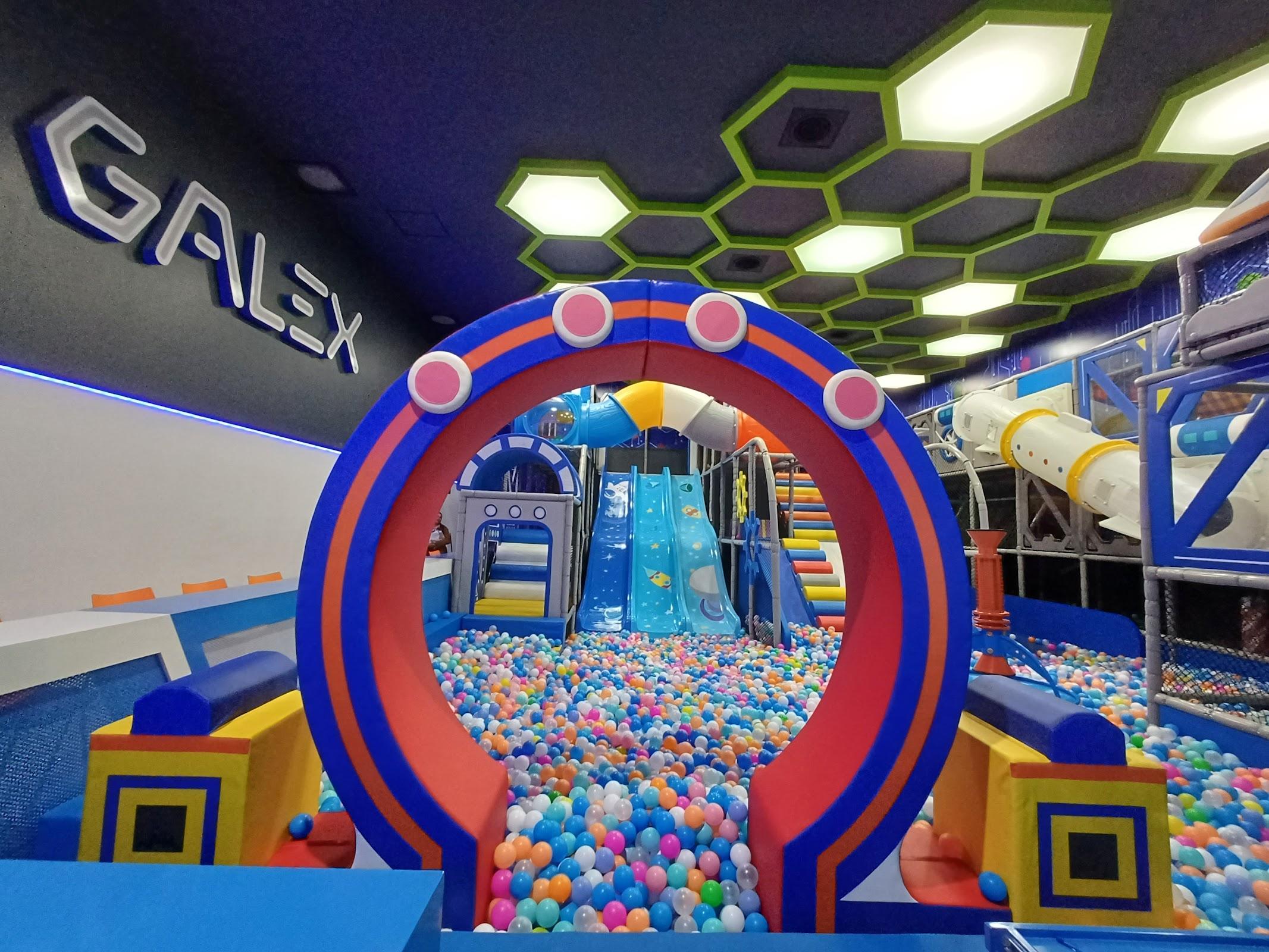 Galex Game Center Gran Terraza Belenes galería 2