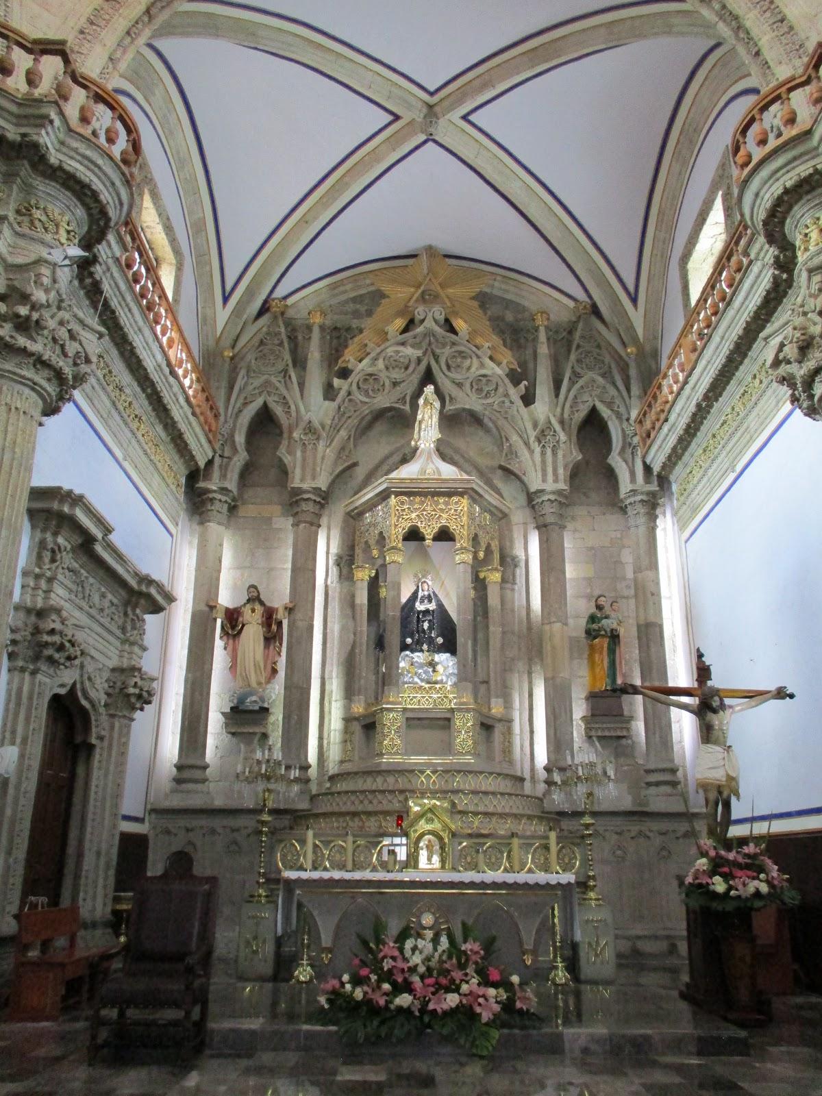 Fondo de Parroquia San Pedro Apóstol en San Pedro Tlaquepaque