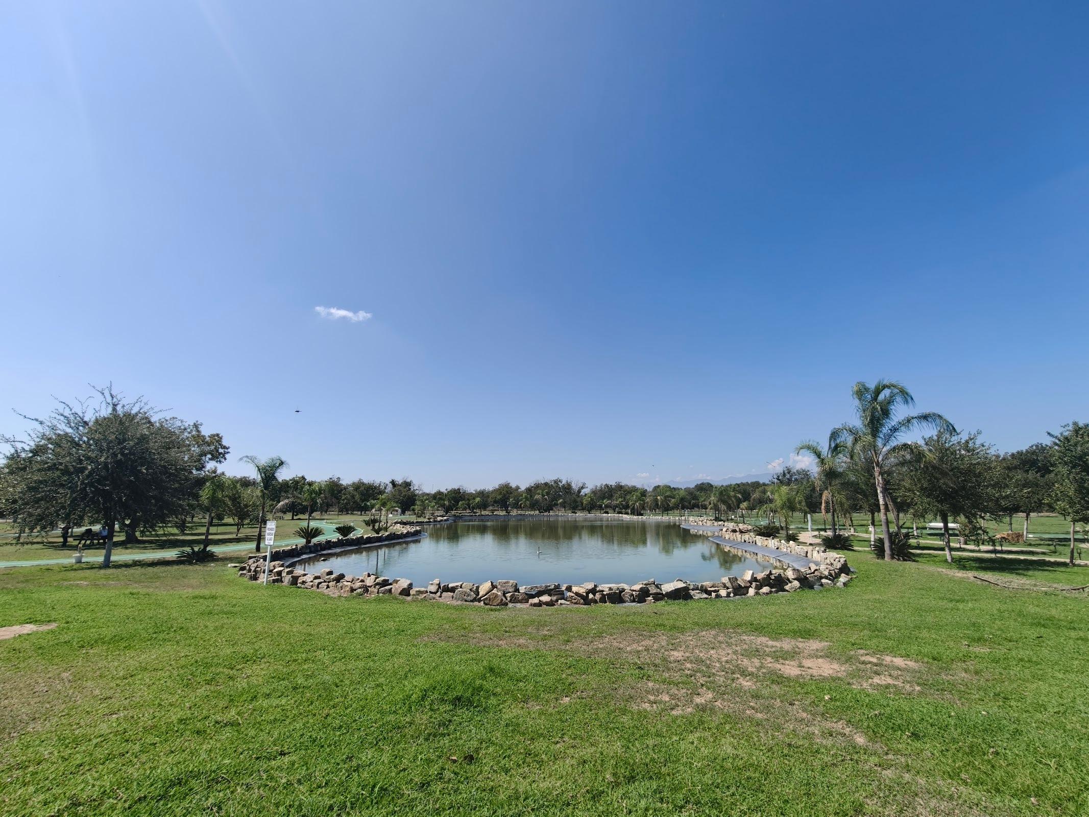 Parque Nogalar en Linares