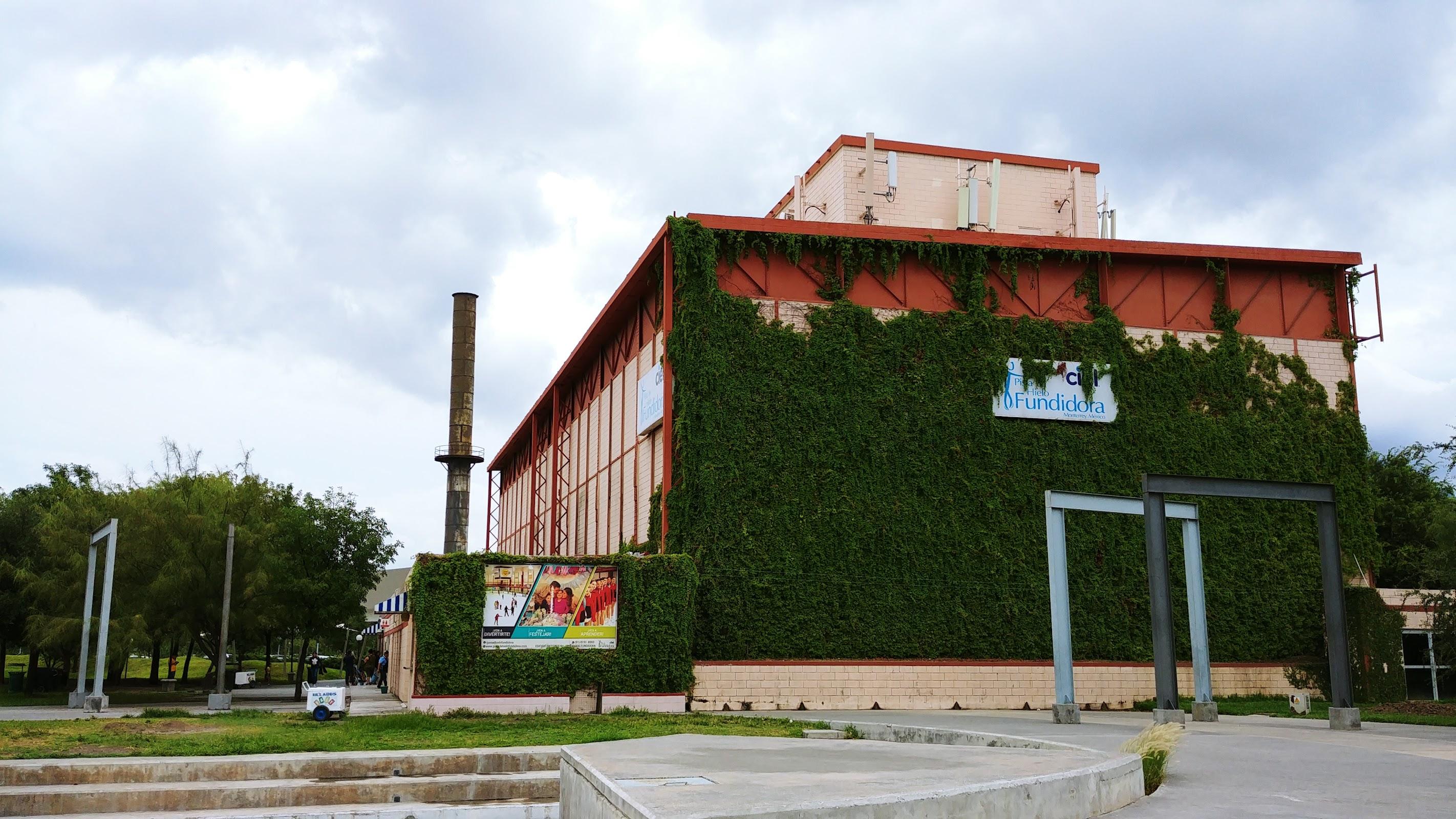 Pista de Hielo Fundidora galería 5