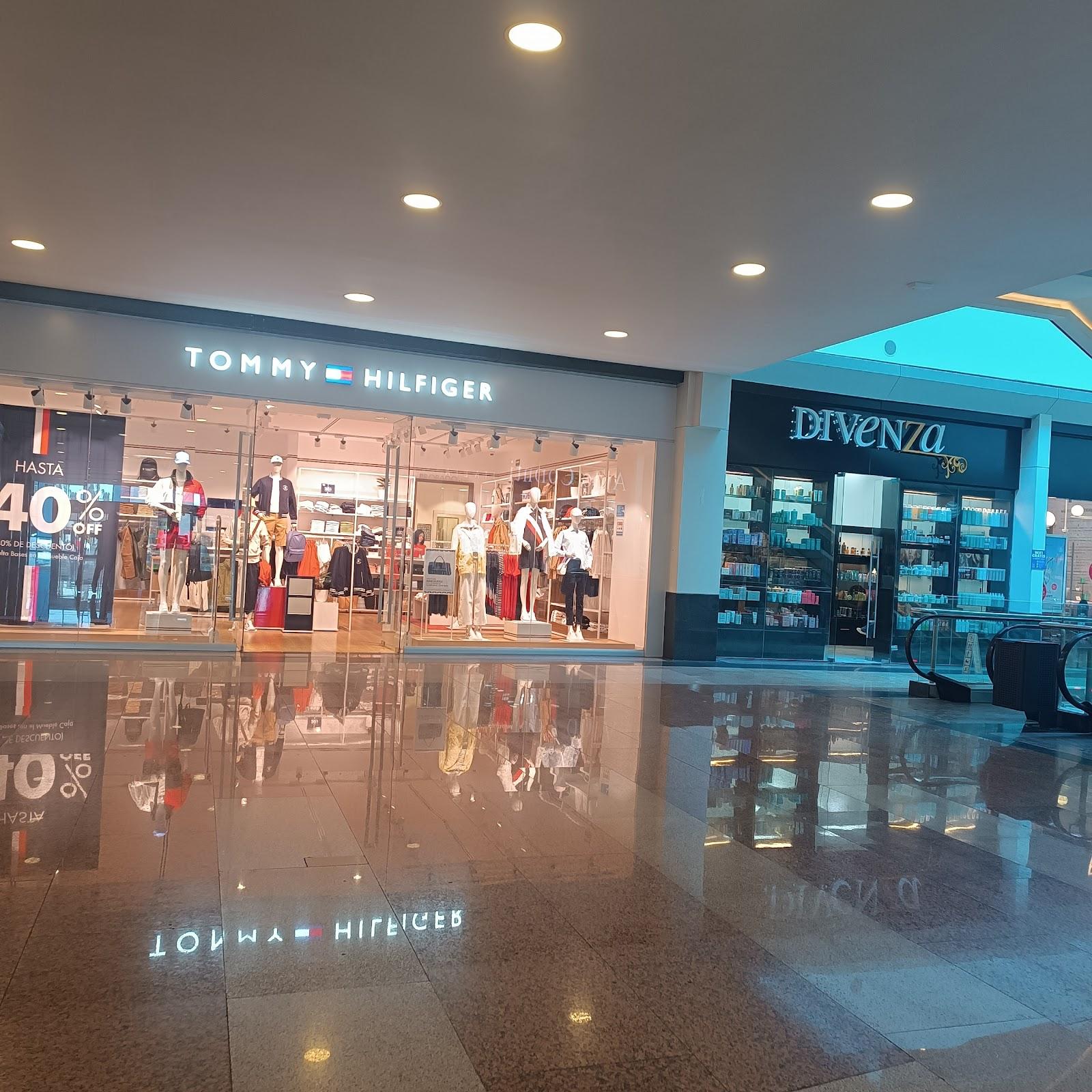 Plaza Fiesta Anáhuac galería 8