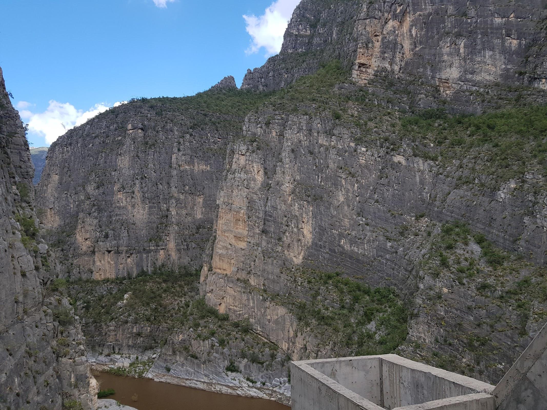 Presa Rompepicos galería 7