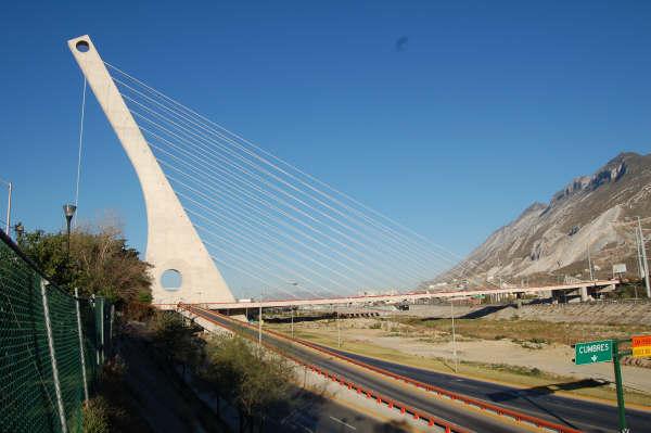 Puente Atirantado (La Unidad) galería 7