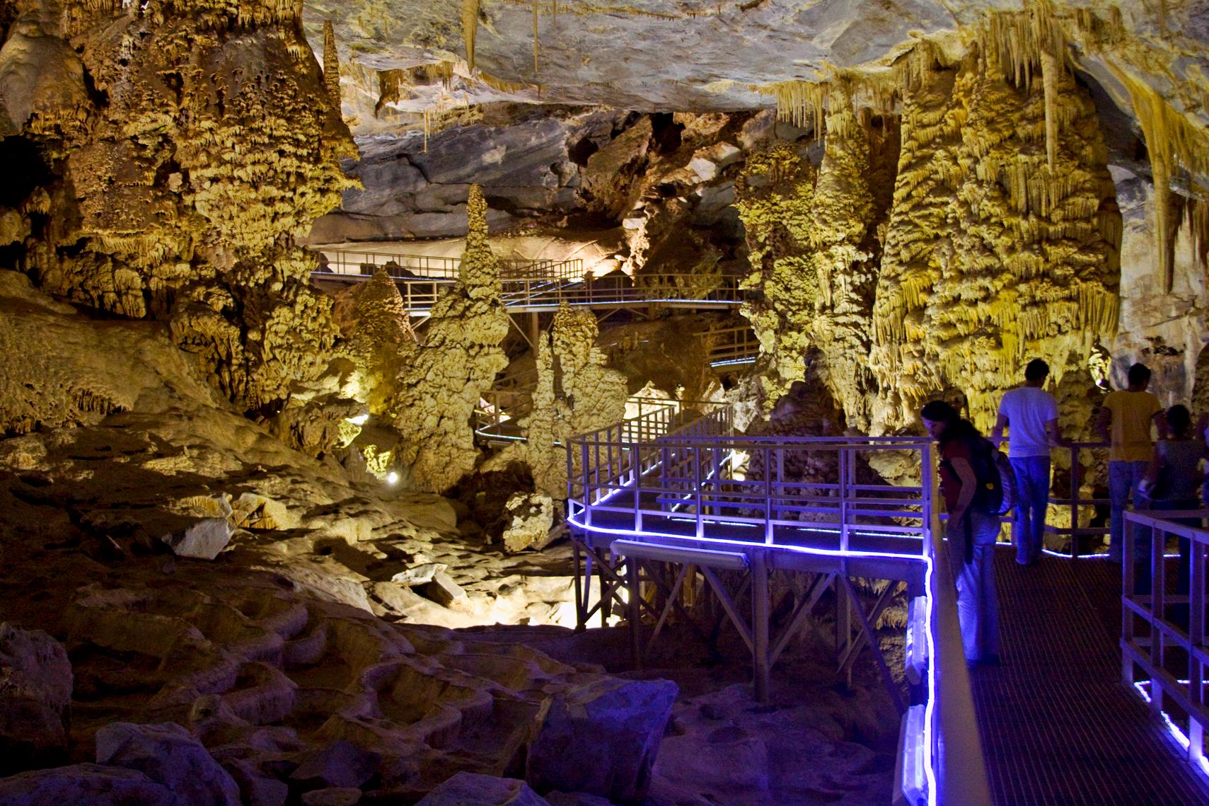 Grutas de Bustamante en Bustamante