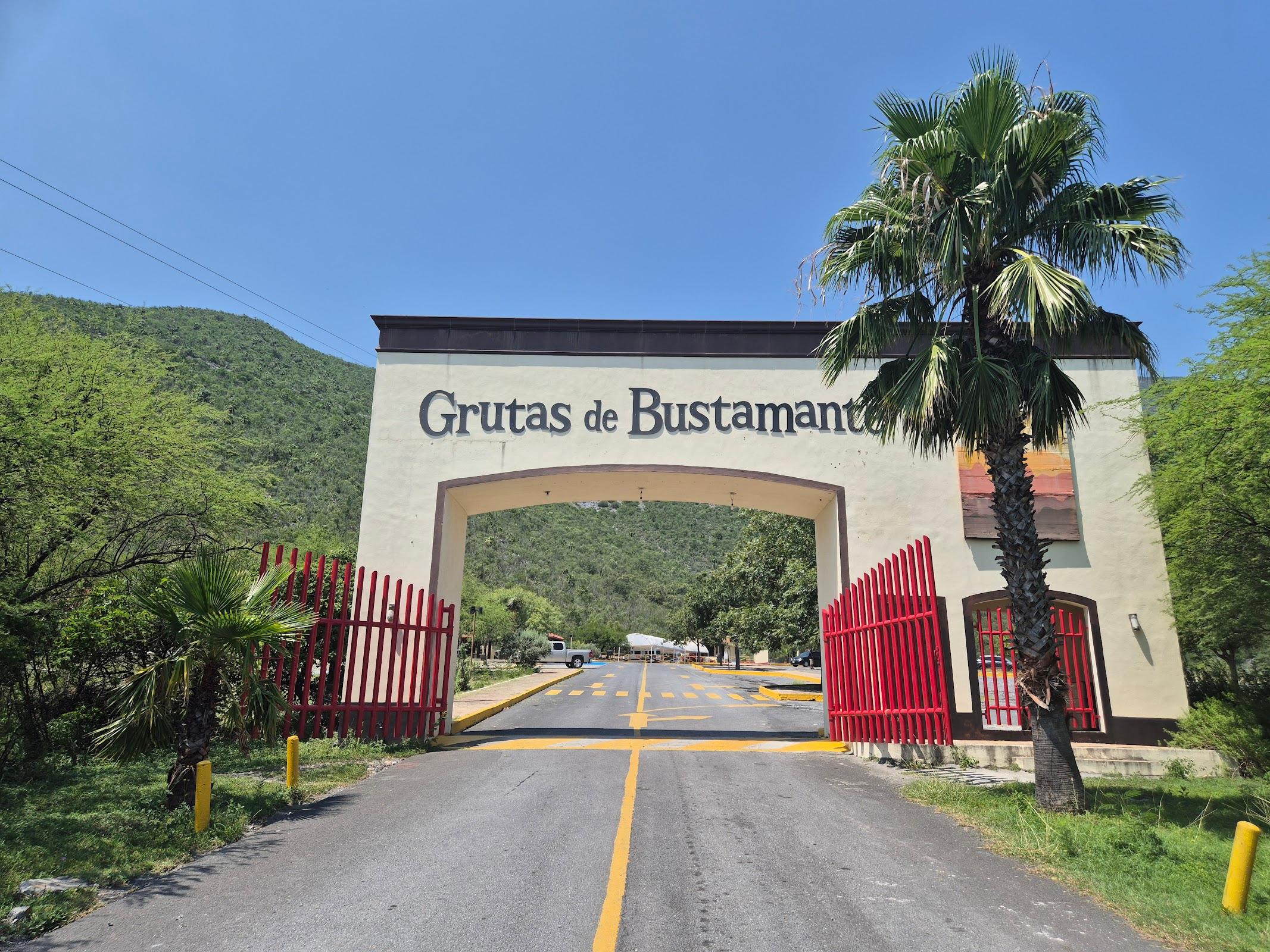 Grutas de Bustamante galería 3