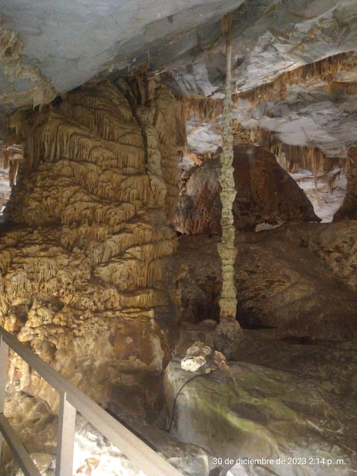 Grutas de Bustamante galería 8