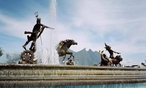 Macroplaza galería 5