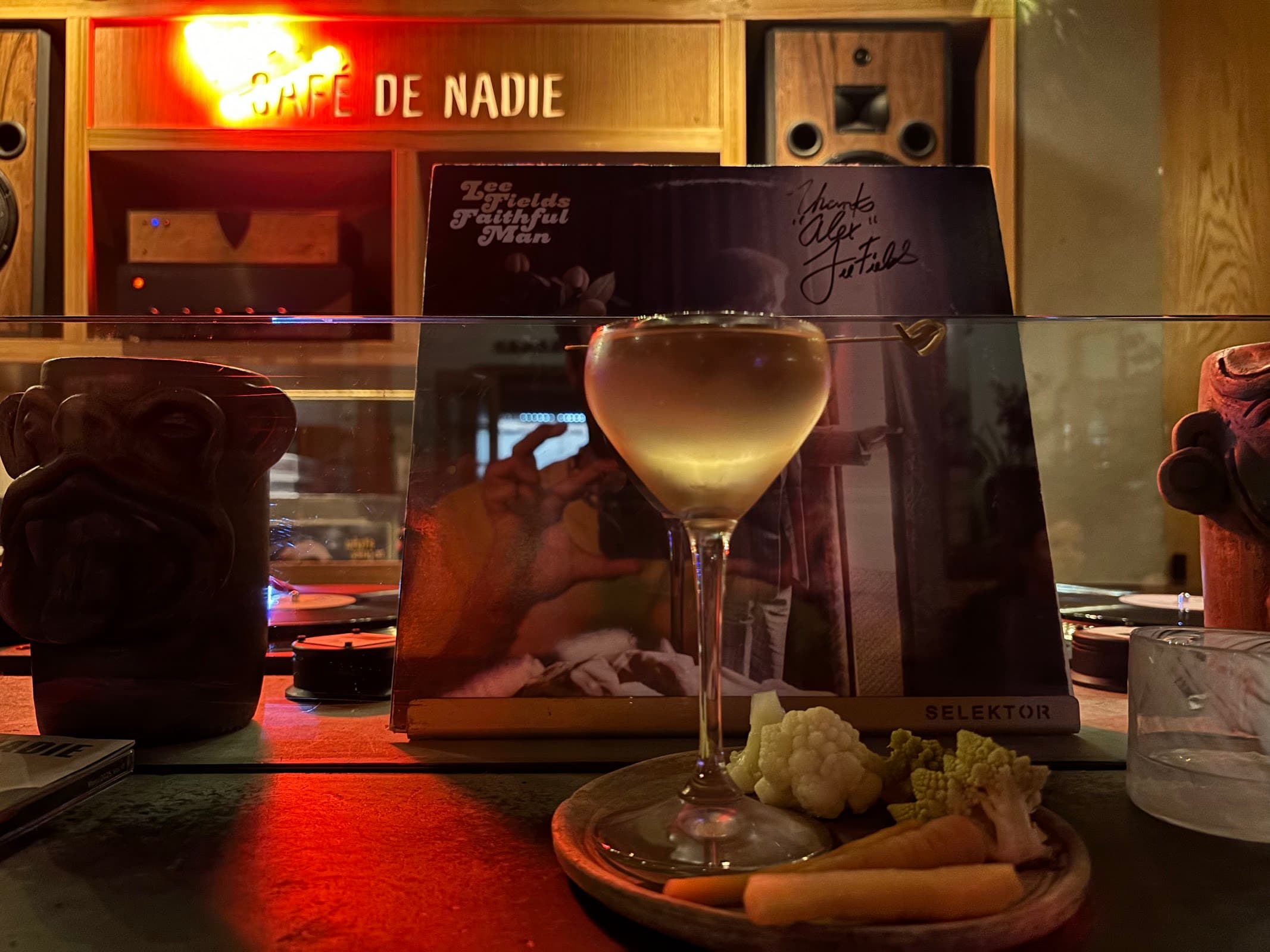 Café de Nadie miniatura 6