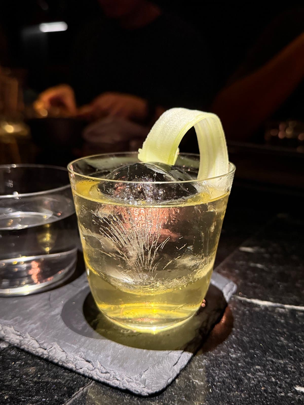 Handshake Speakeasy miniatura 7