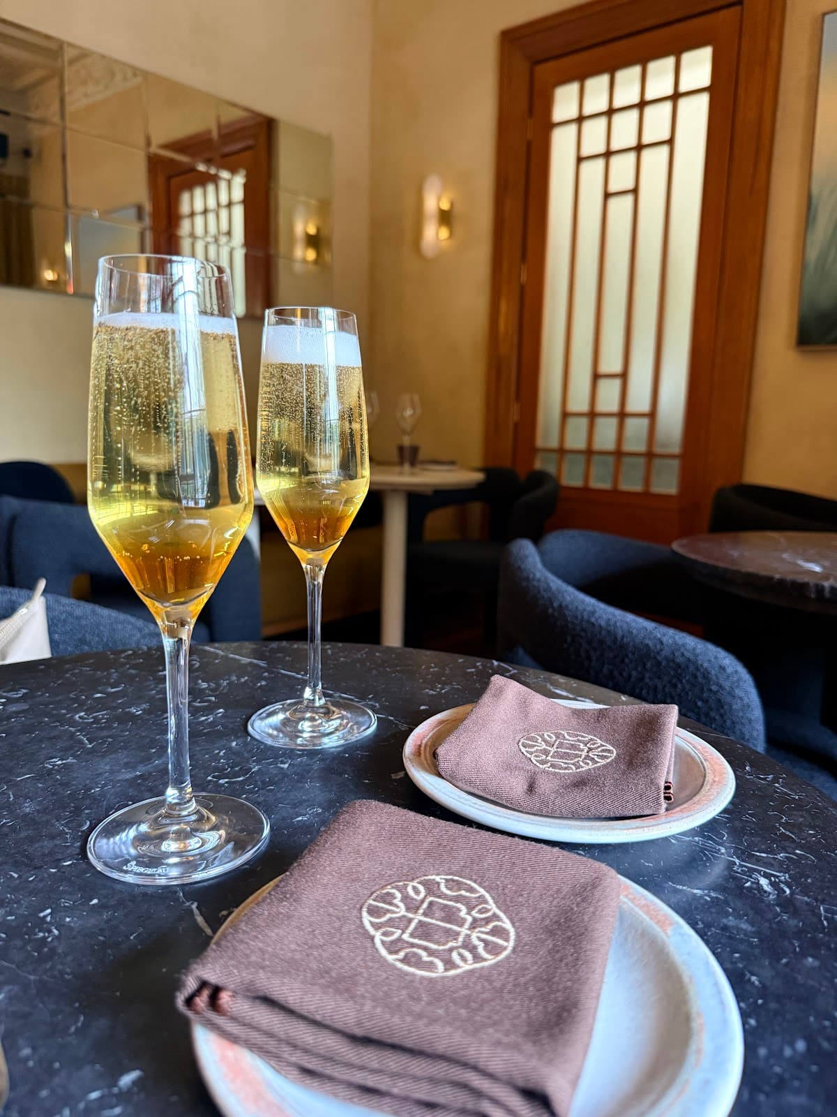 Restaurante Somsaa - Thai Bite & Wine Bar miniatura 5