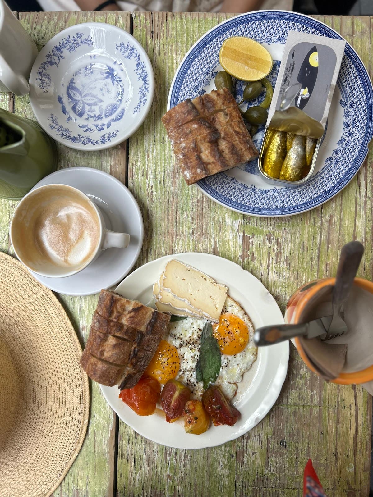 Cafe Trucha miniatura 7
