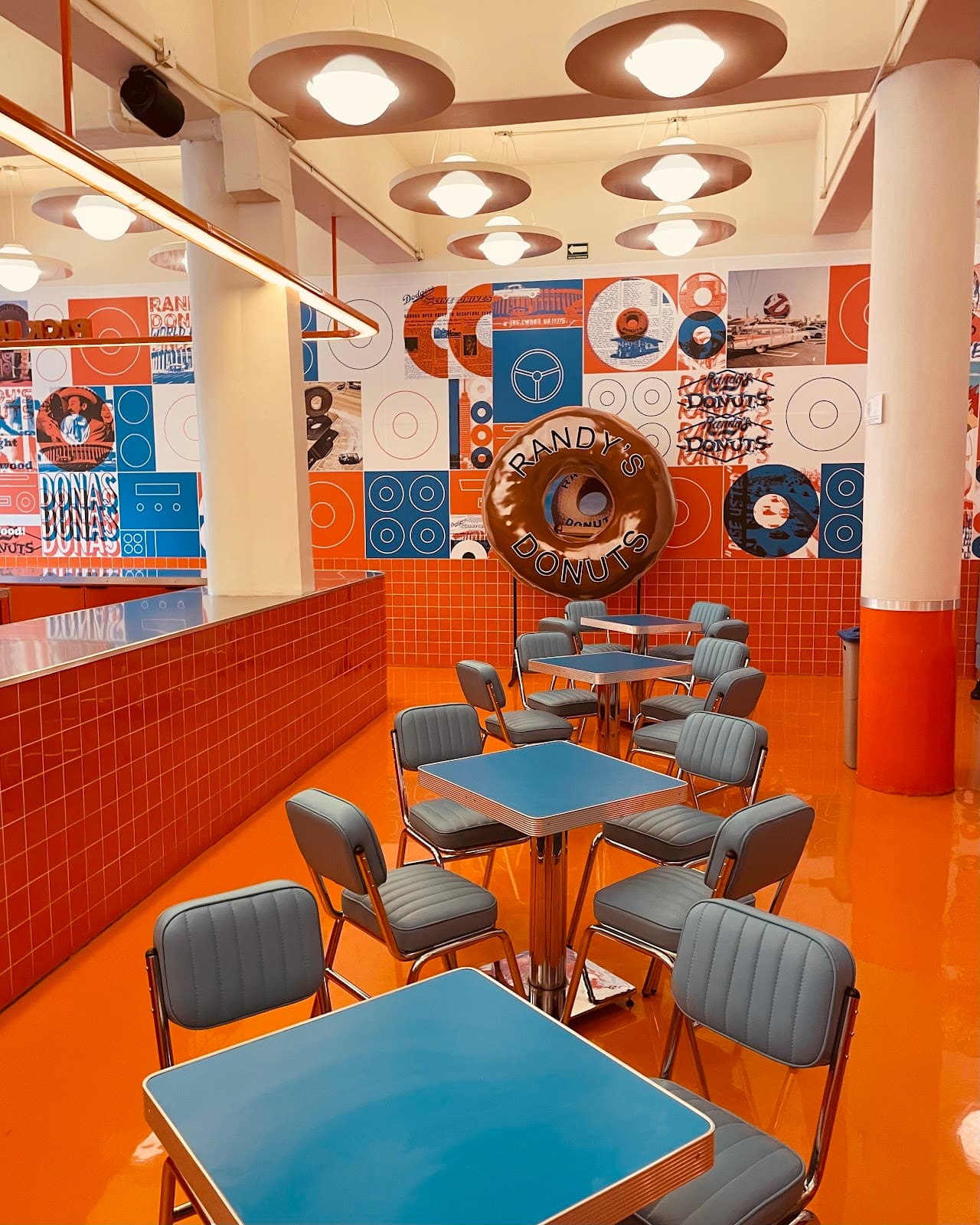 Randy's Donuts Roma Norte miniatura 6