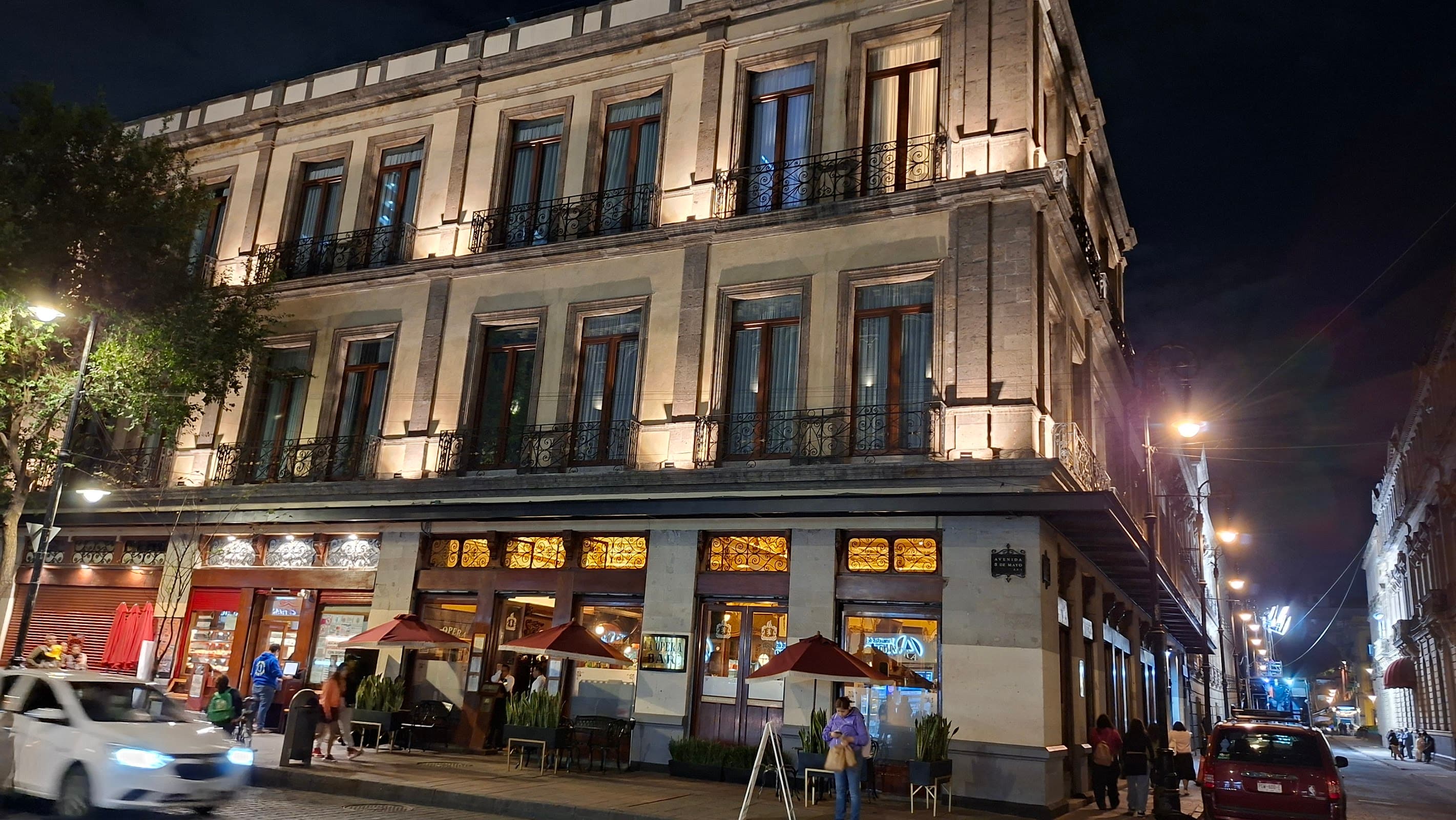 LA OPERA miniatura 6
