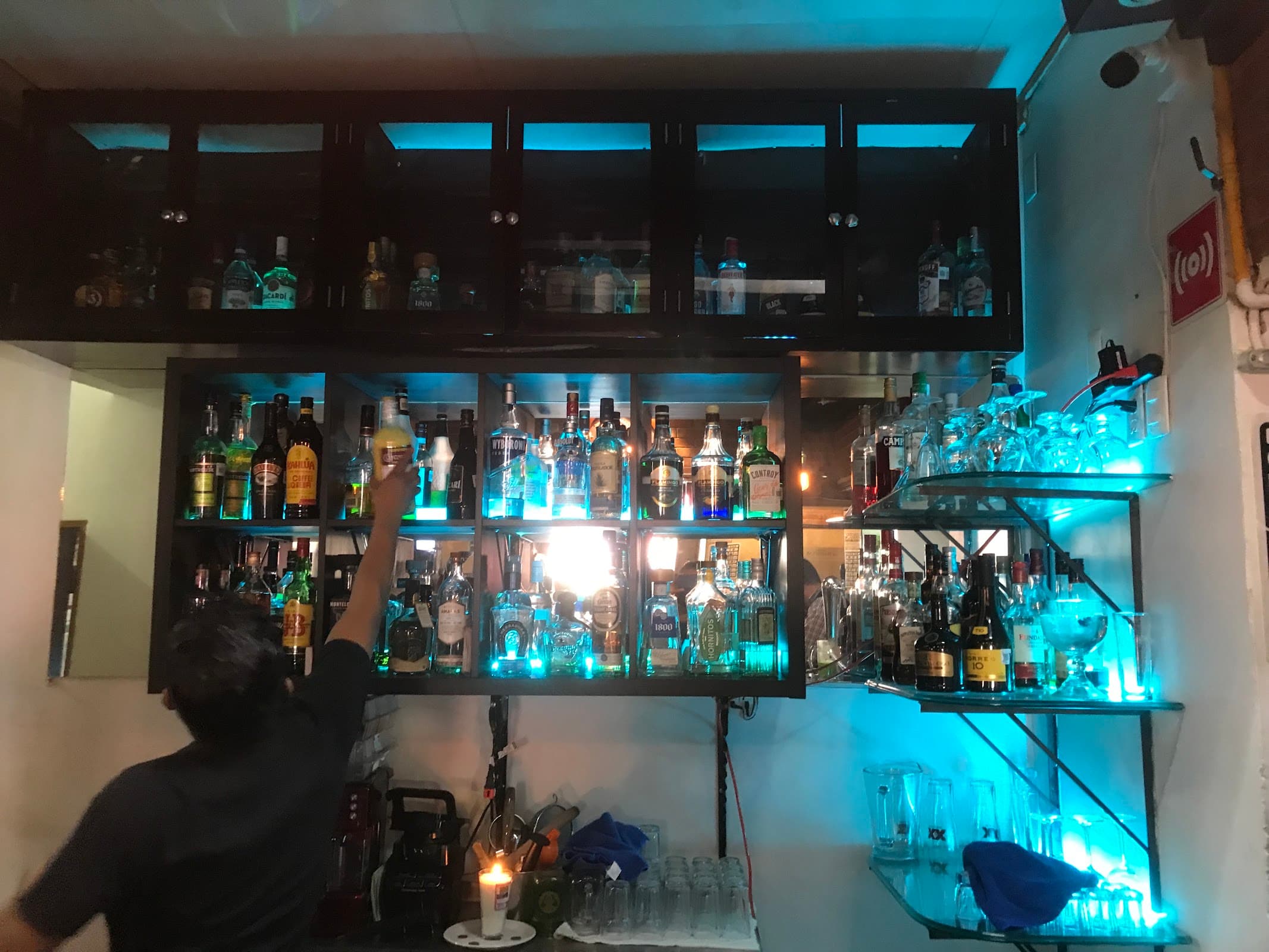Cantina La Peninsular miniatura 7