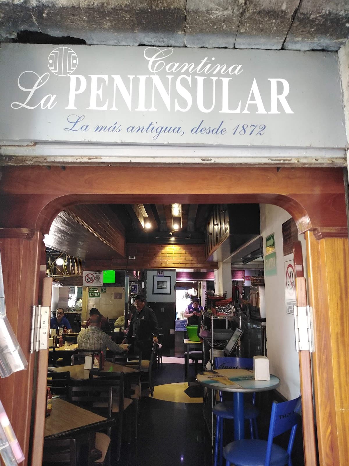Cantina La Peninsular miniatura 9
