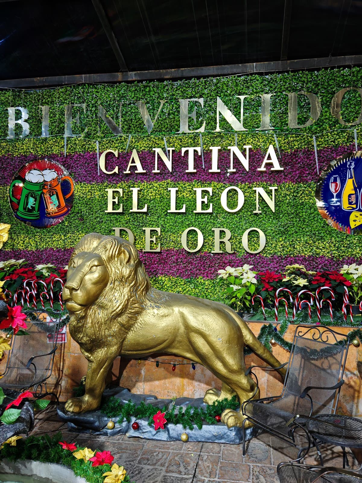 Cantina El León de Oro miniatura 10