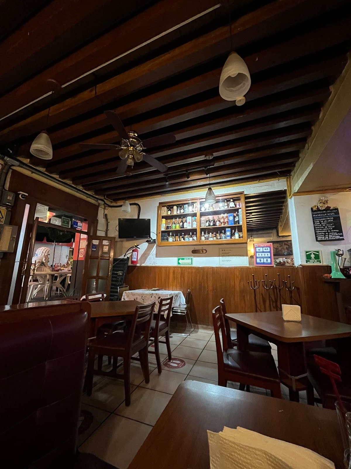 Cantina La Mascota miniatura 5