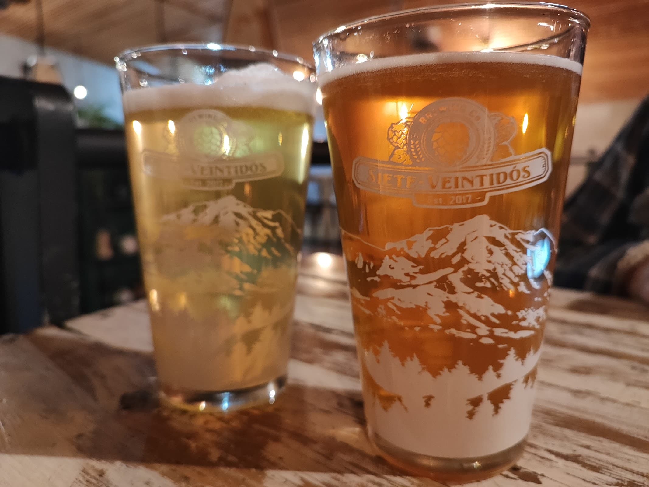 Siete-Veintidós Taproom miniatura 9