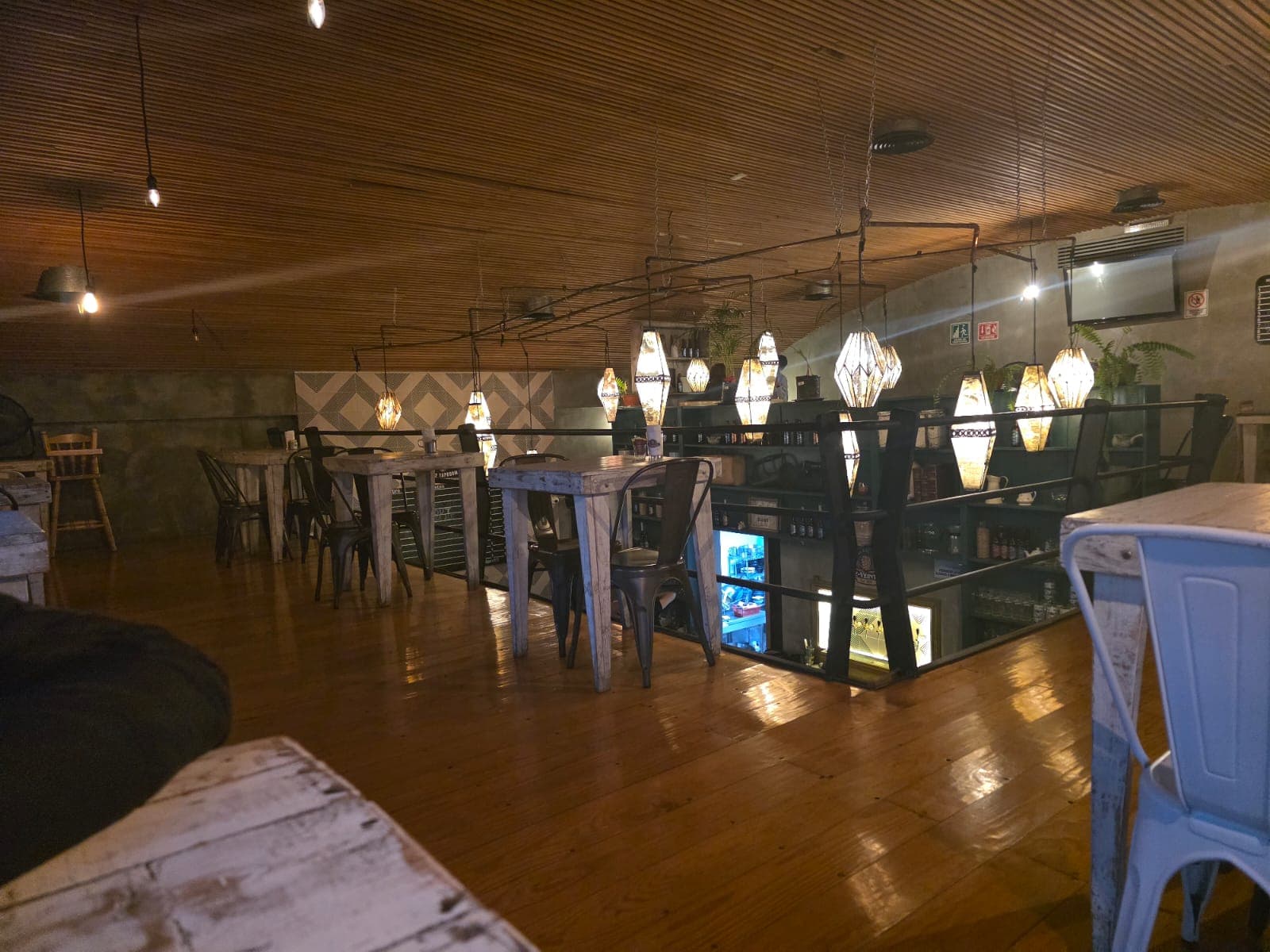 Siete-Veintidós Taproom miniatura 10