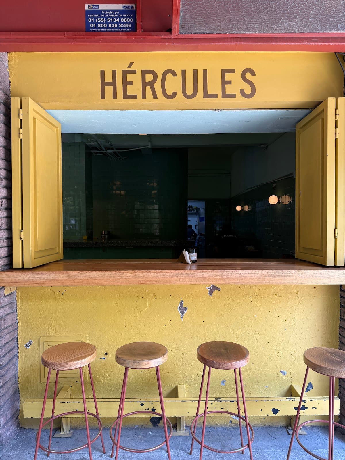 Lagerbar Hércules miniatura 5