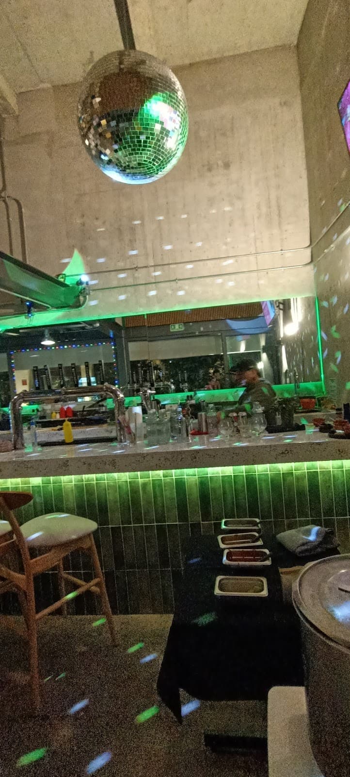 MORENOS TAP ROOM ESCANDON miniatura 8