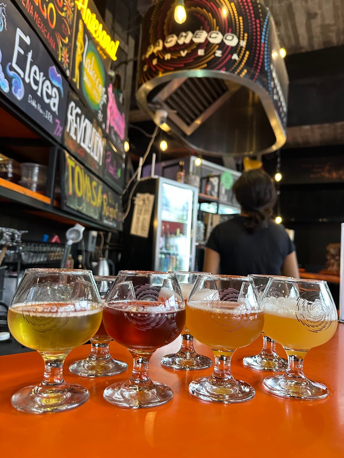 Pacheco Taproom miniatura 2