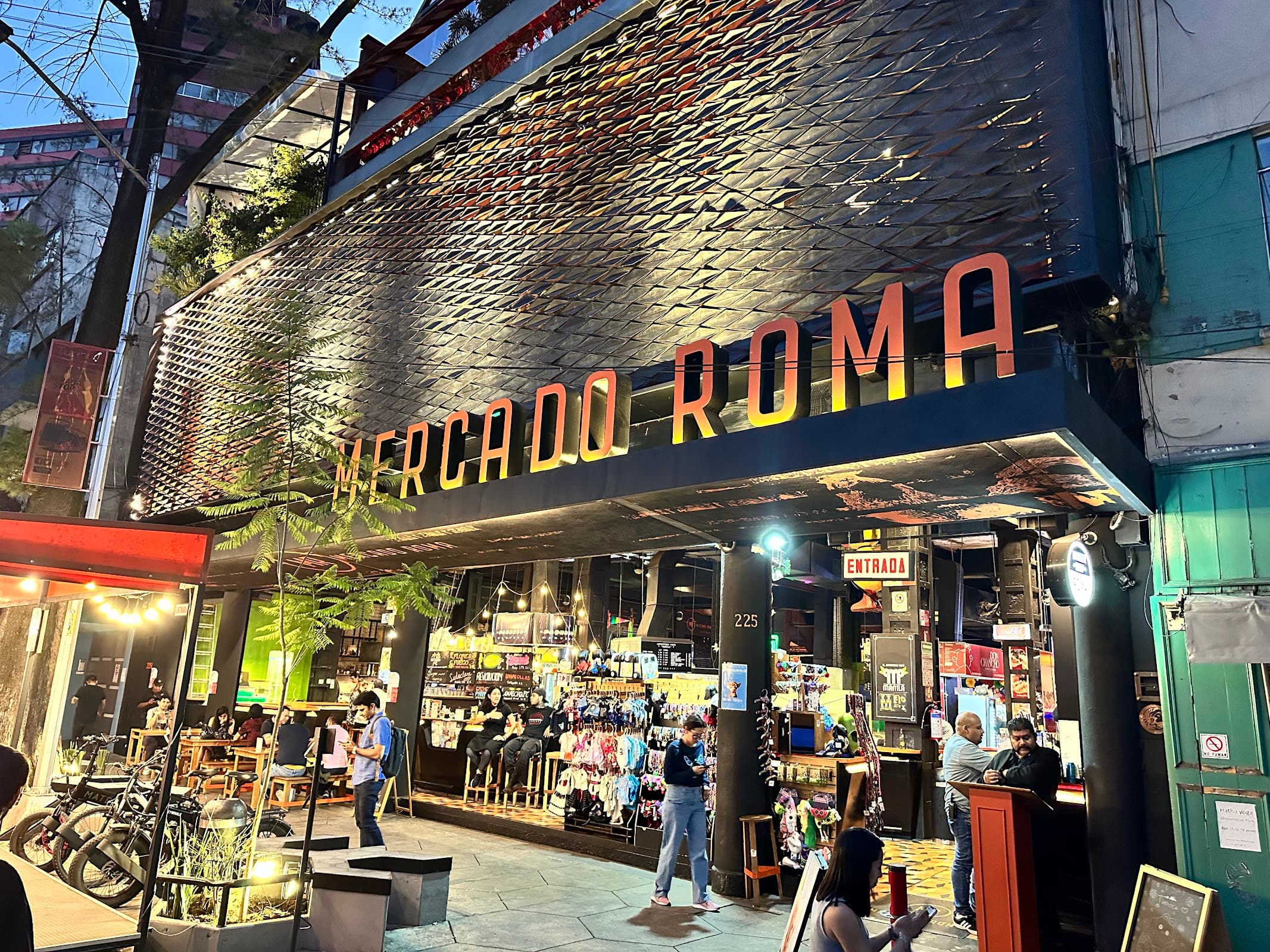 Pacheco Taproom miniatura 6