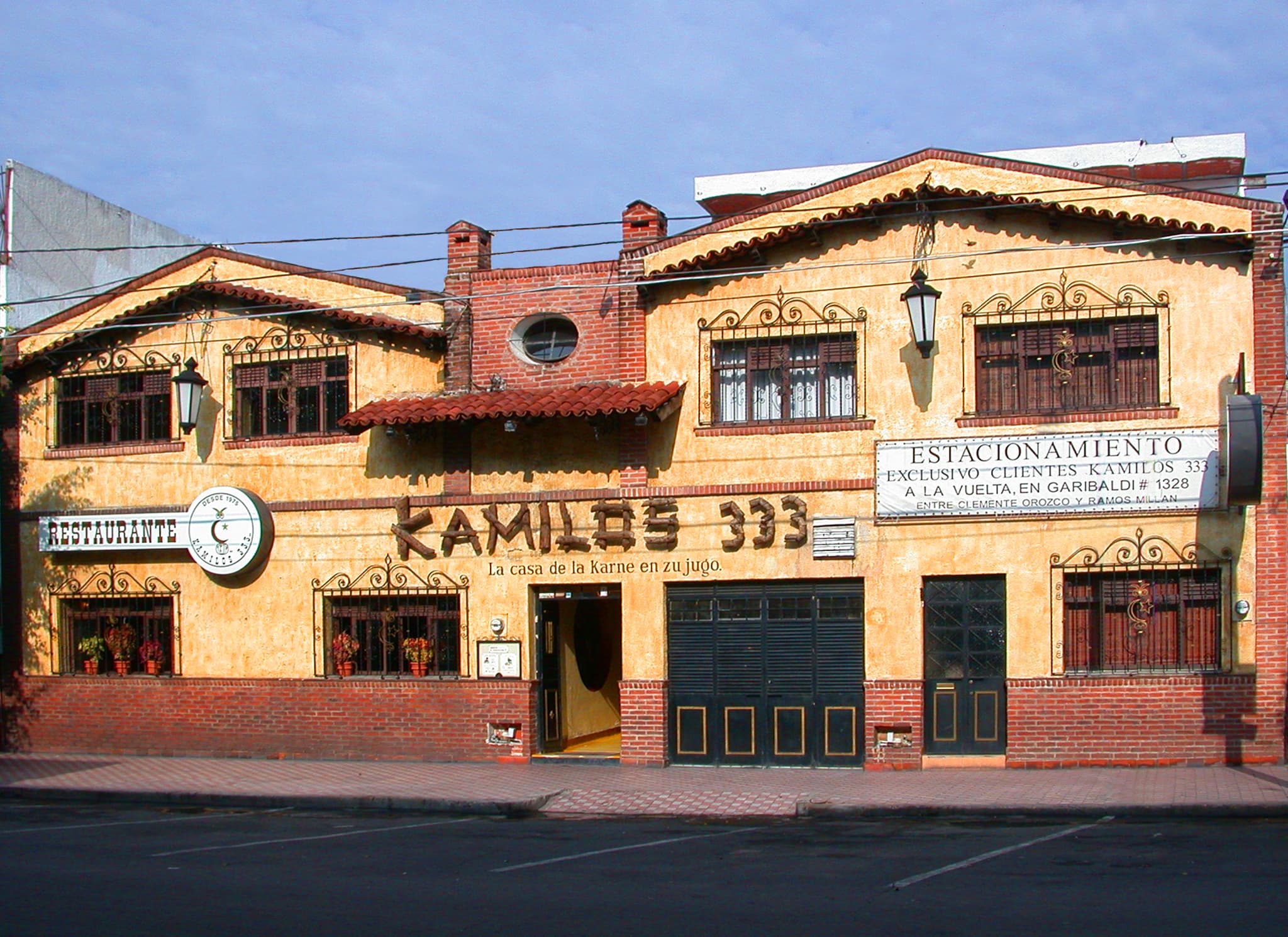 Fondo de Kamilos 333 en Guadalajara