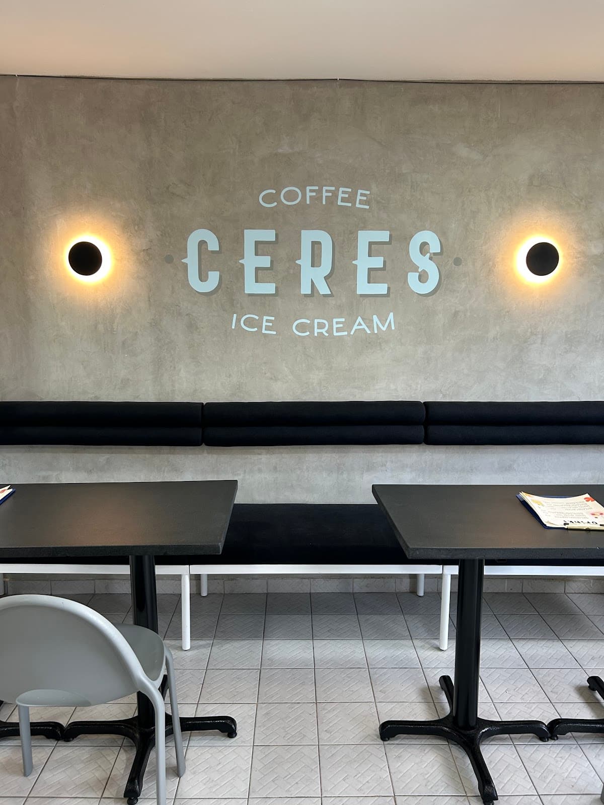 Ceres Ice cream and Coffee miniatura 3