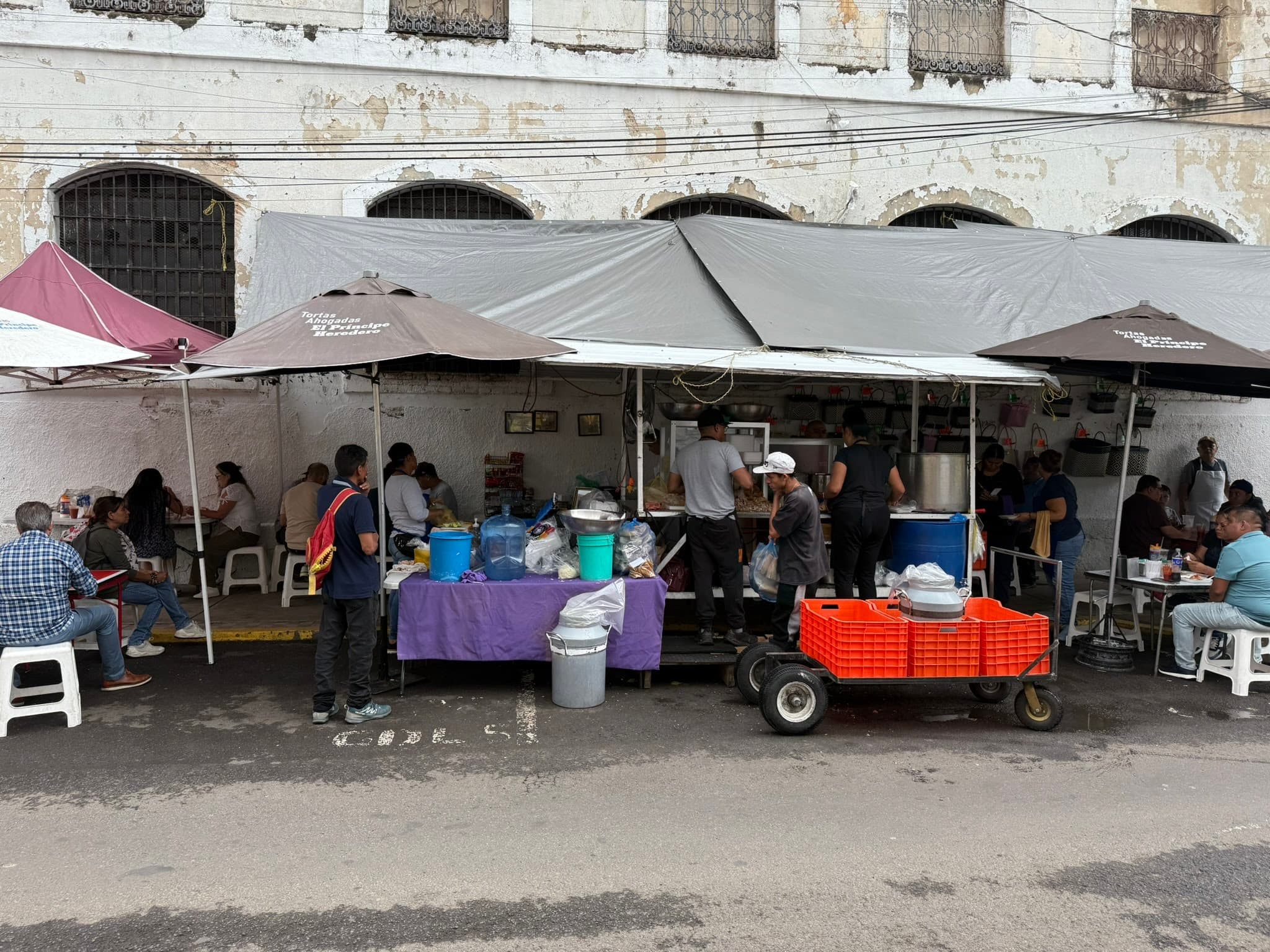 Tortas Ahogadas El Príncipe Heredero miniatura 4