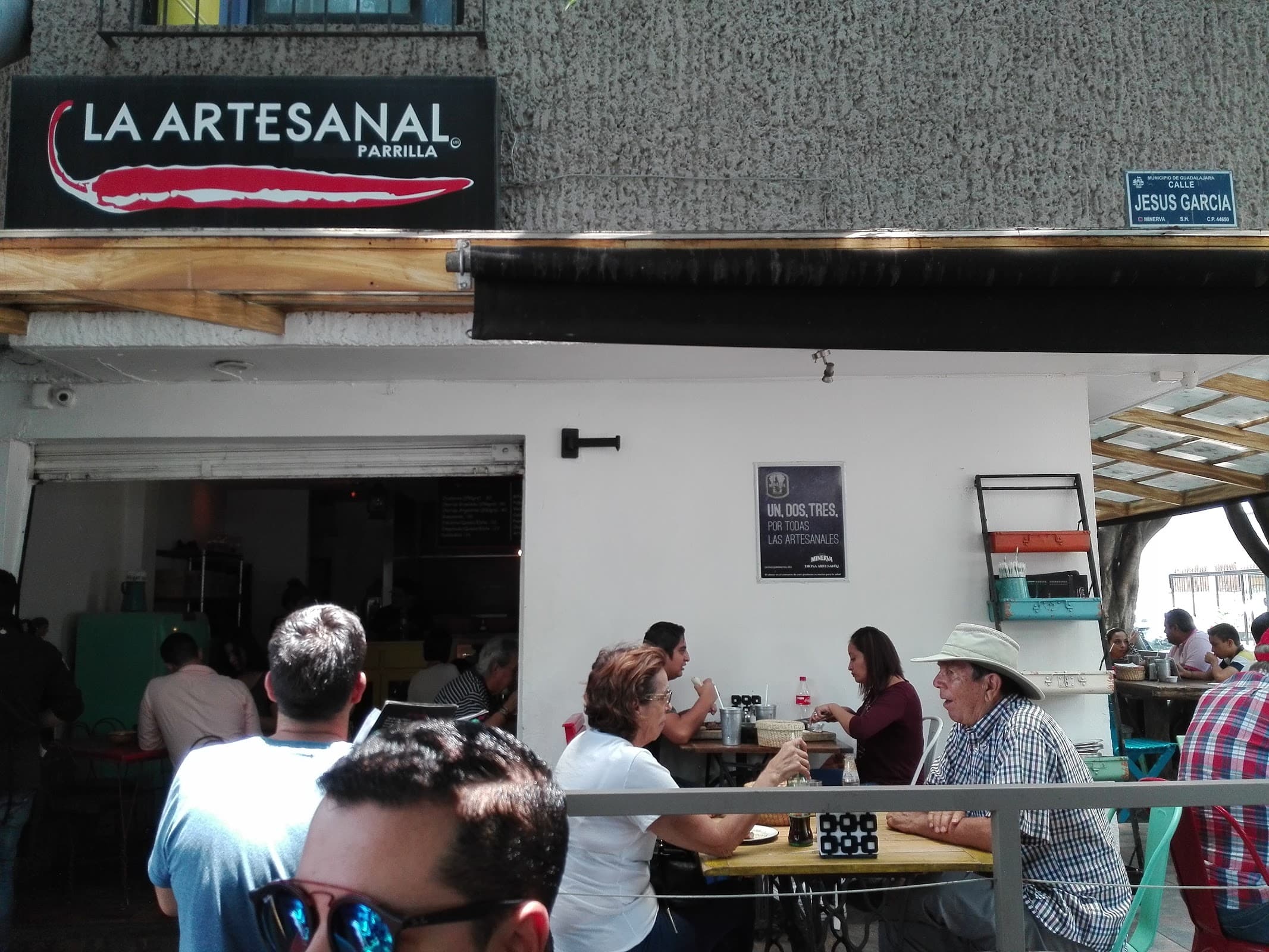 La Artesanal miniatura 10