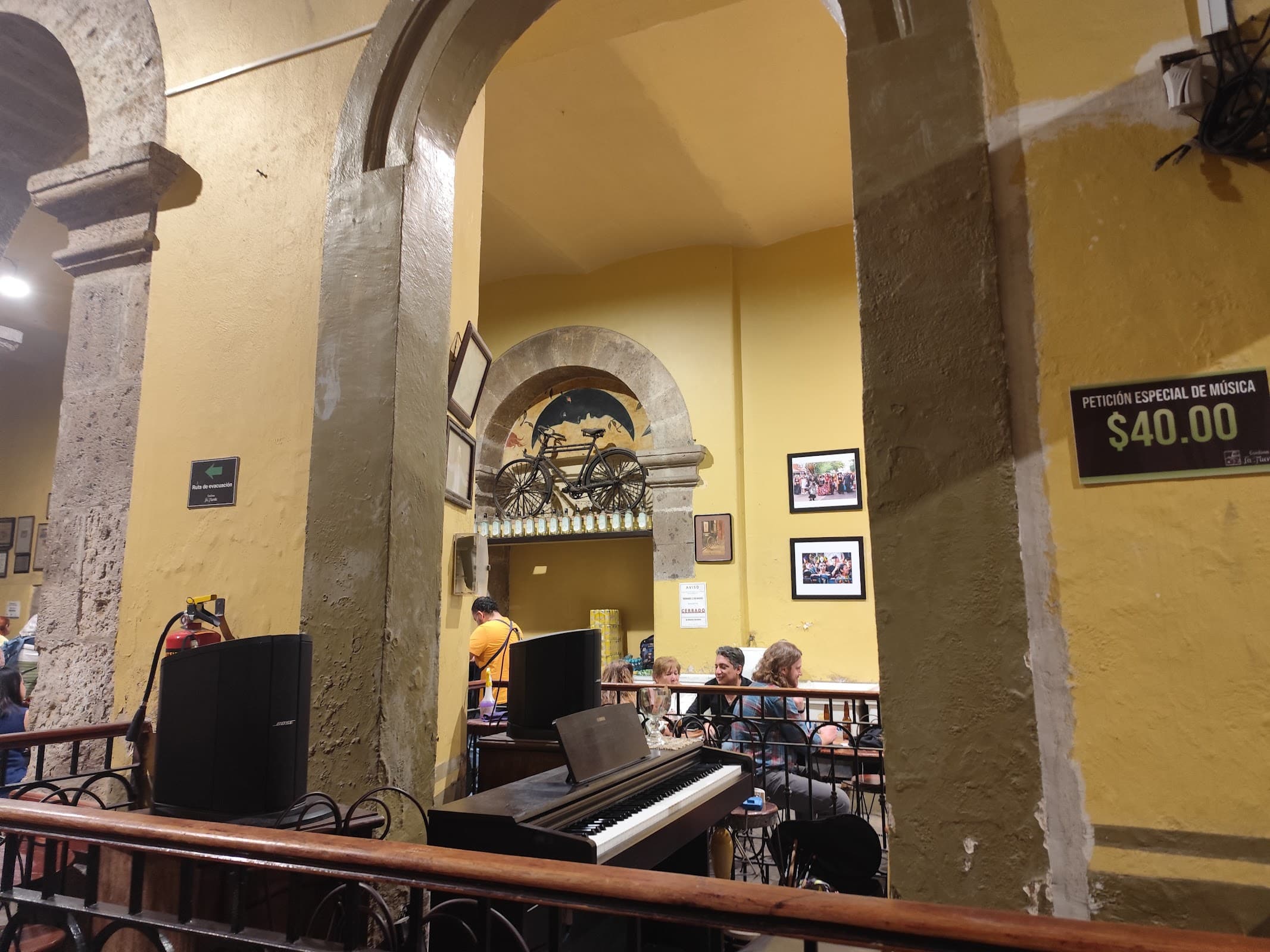 Cantina La Fuente miniatura 5