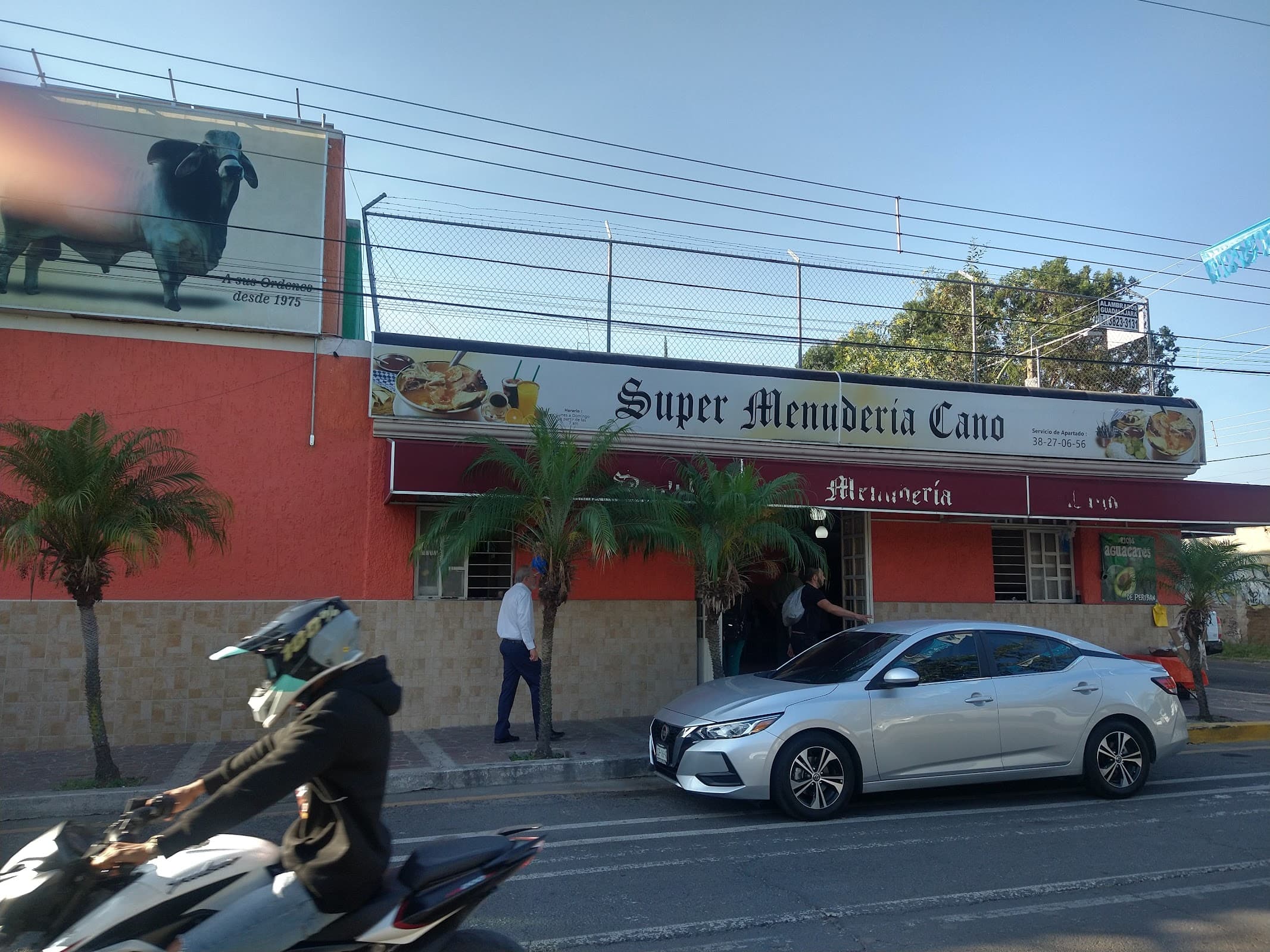 Super Menudería Cano miniatura 4