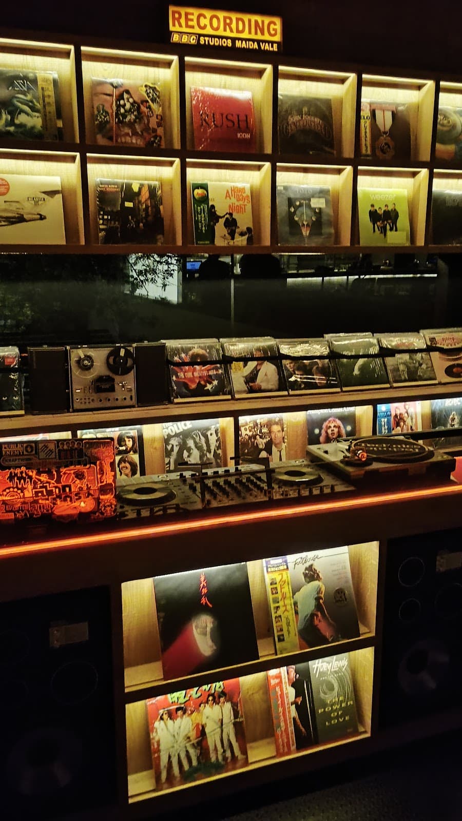 B-Side Izakaya en San Pedro Garza García