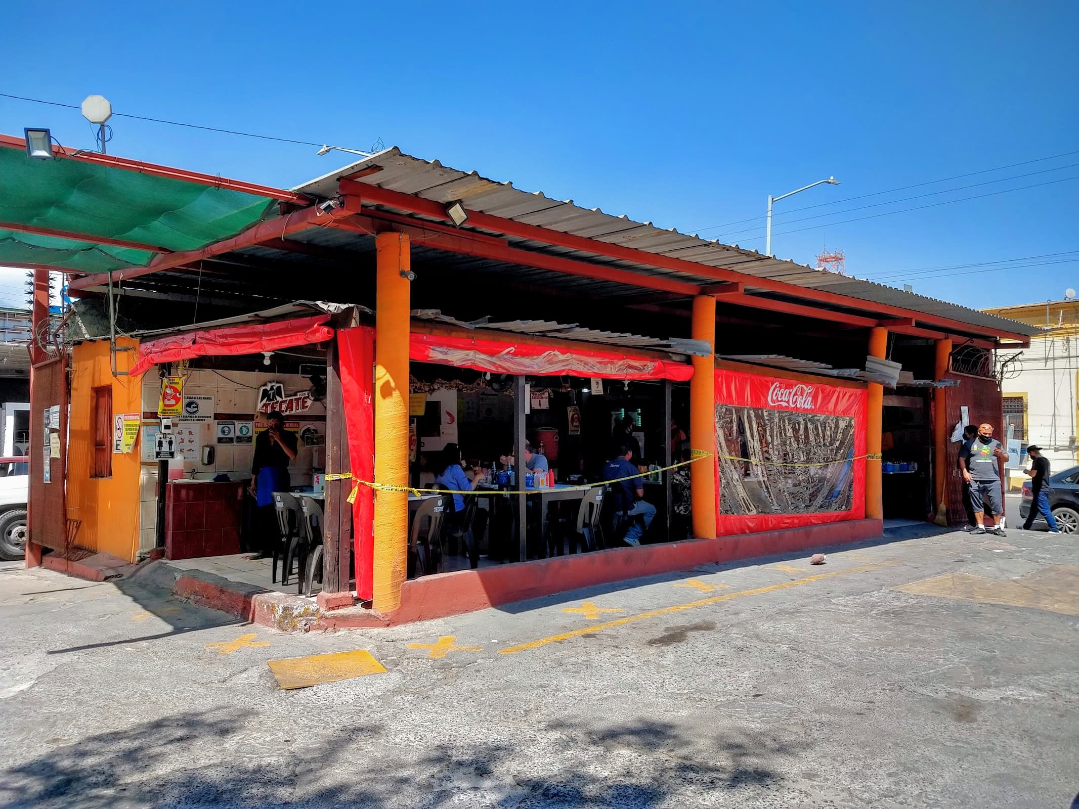 Fondo de Coctelería Gabino en Monterrey