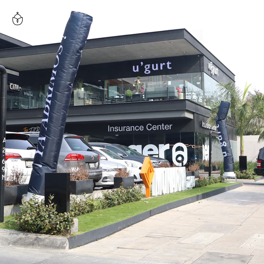 ugurt Calzada del Valle en San Pedro Garza García - Recomendado