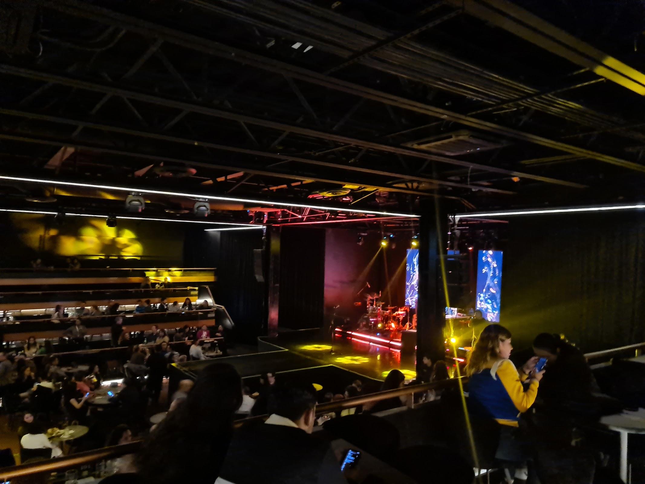 Foto del recinto Dion Live Center