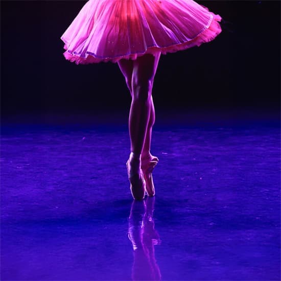 Fondo promocional del evento Ballet of Lights: La Bella Durmiente en un espectáculo deslumbrante