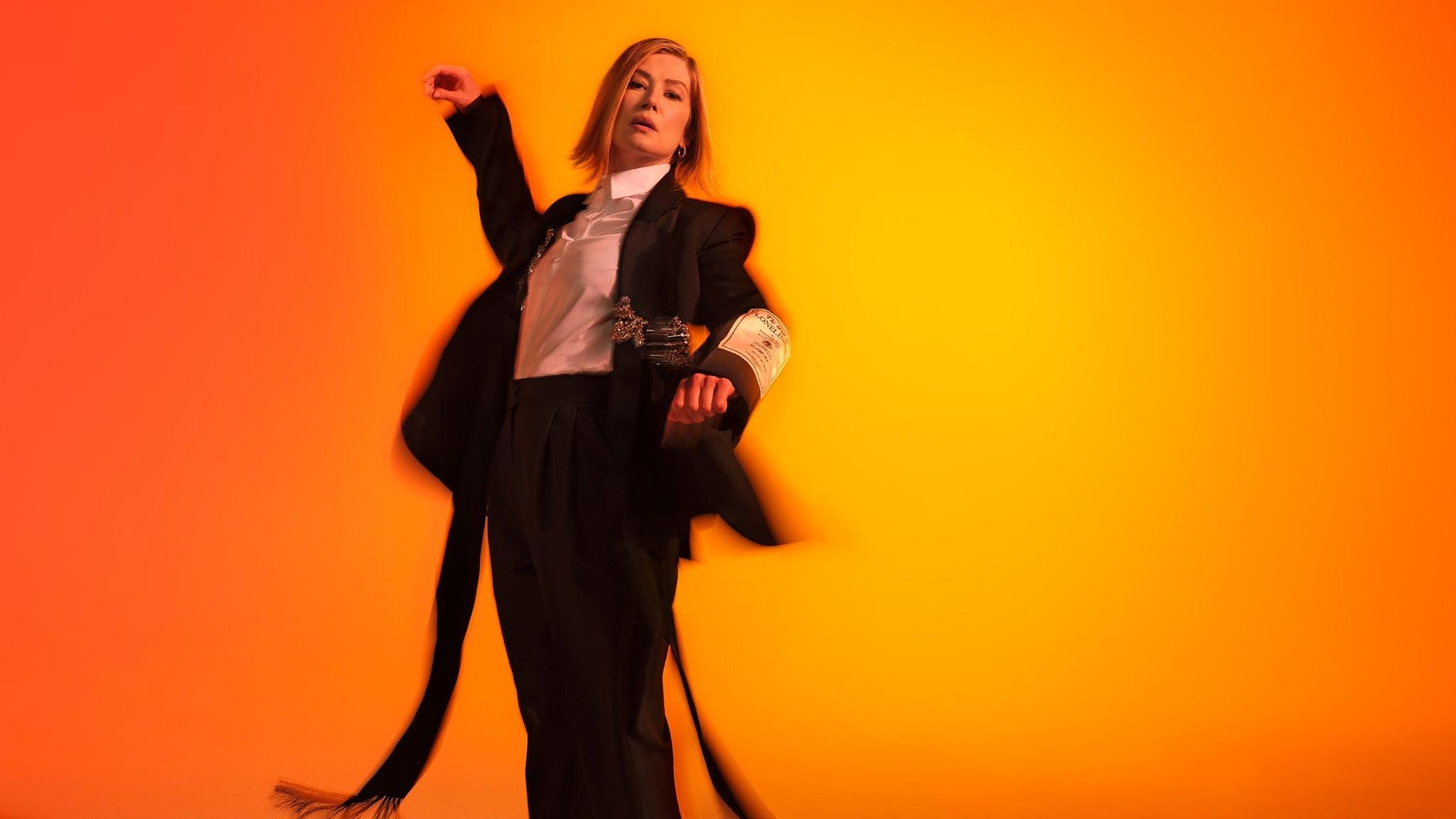 Fondo promocional del evento Nt Live Presenta: Inter Alia