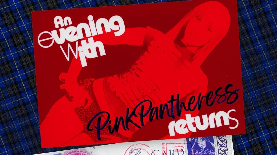 Fondo promocional del evento PinkPantheress