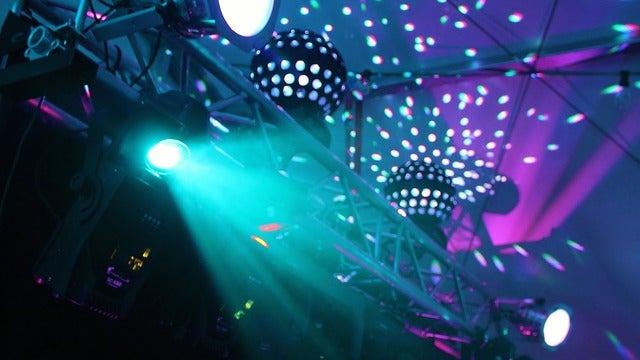 Fondo promocional del evento Gala Inaugural FICG 41