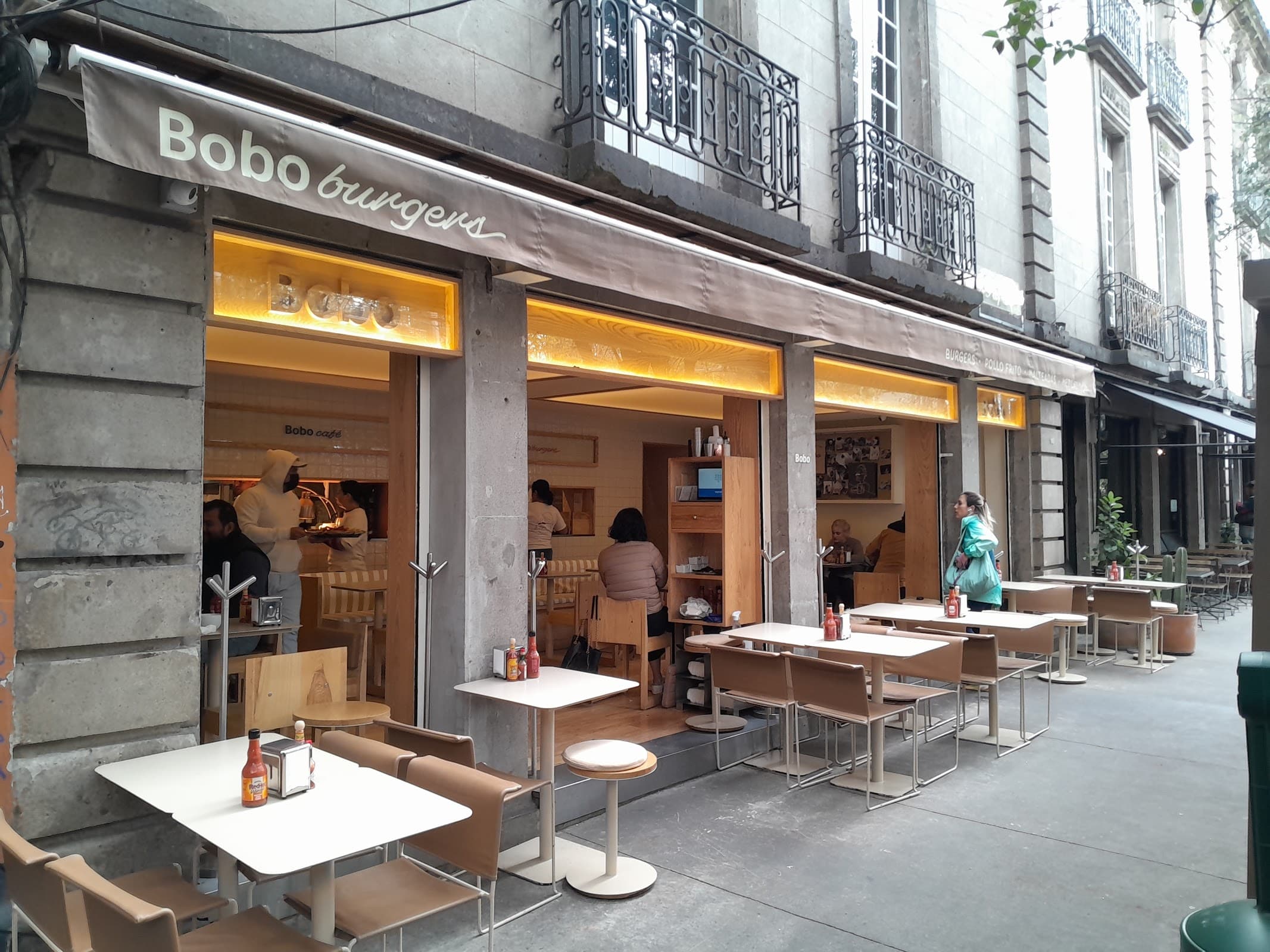 Bobo Burgers & Café (Roma Norte) en Ciudad de México